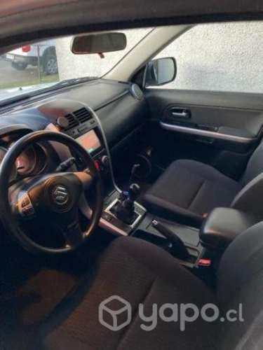 Suzuki Grand Nomade 2013