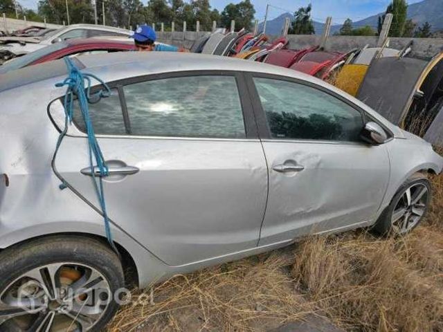 Puertas kia cerato 2017
