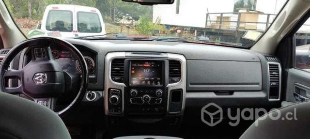 CAMIONETA DODGE RAM 1500 4x4