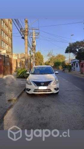 Nissan versa 2014