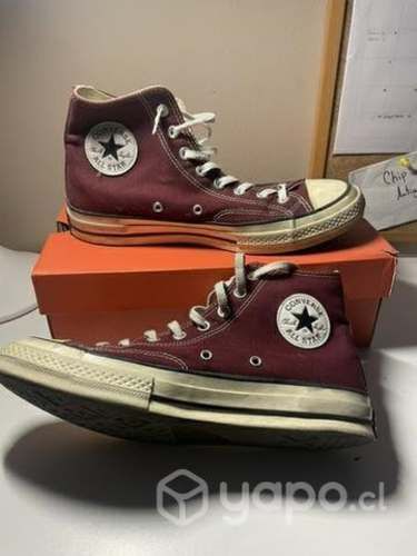 Converse Rojas talla 42