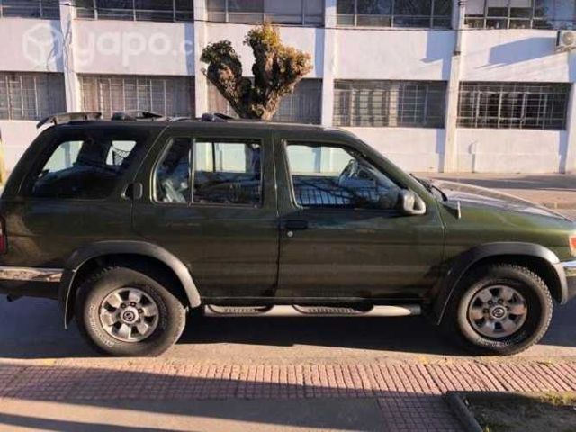 Nissan pathfinder 1999
