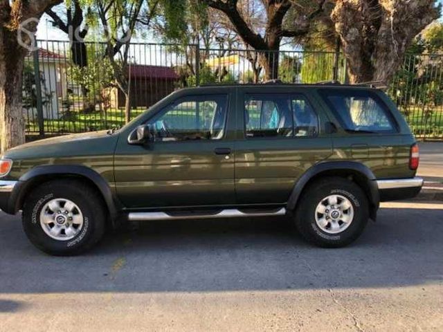 Nissan pathfinder 1999