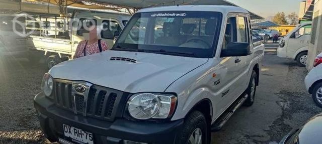 Mahindra pick up 2012