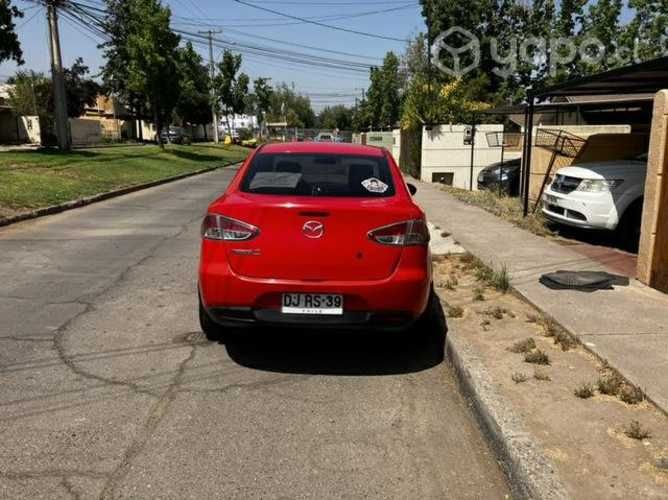 Se vende mazda