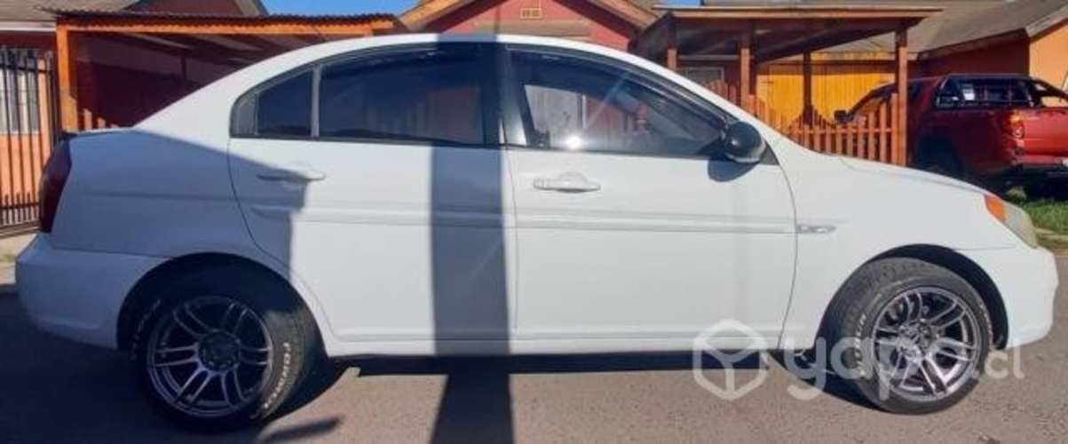 Hyundai accent 2008