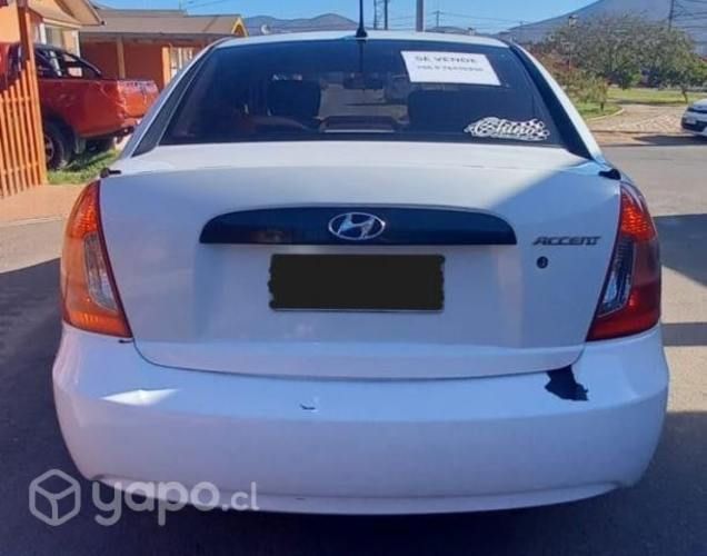 Hyundai accent 2008