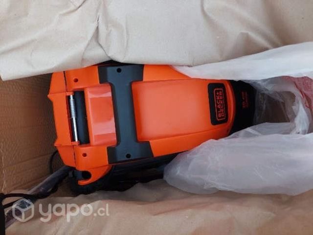 Máquina para cortar pasto NUEVA Black and Decker
