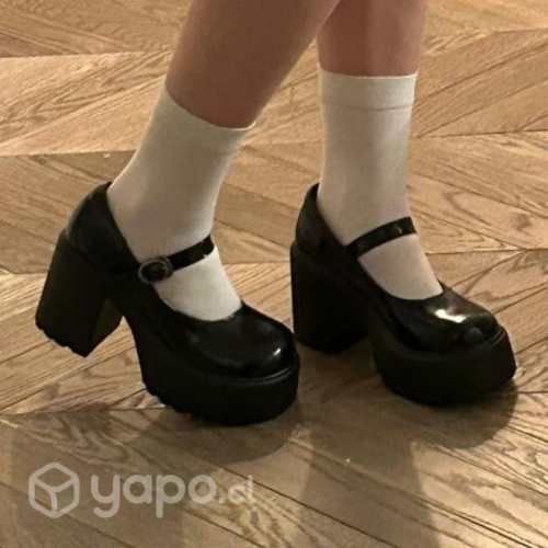 Tacones coquette negros 36