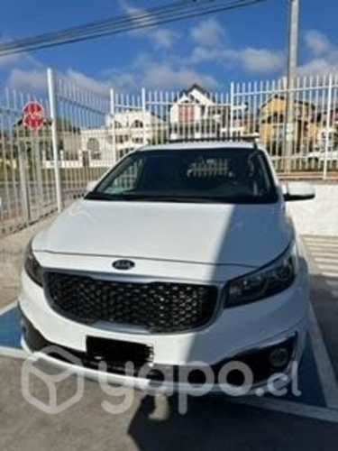 Kia motors grand carnival 2017