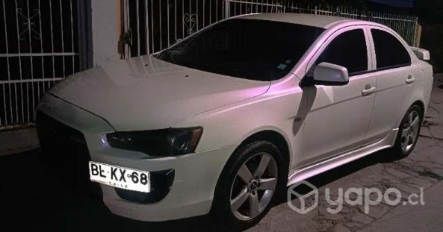 Mitsubishi Lancer RS