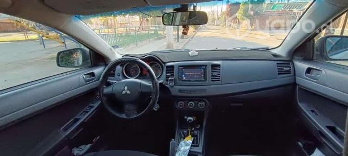 Mitsubishi Lancer RS