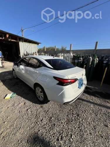 Nissan versa 2020