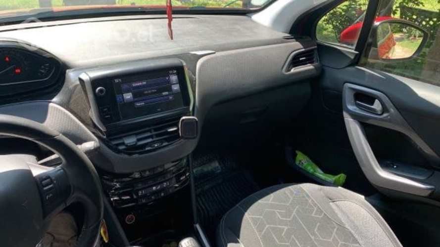 Vendo mi auto peugeot 2008 2017