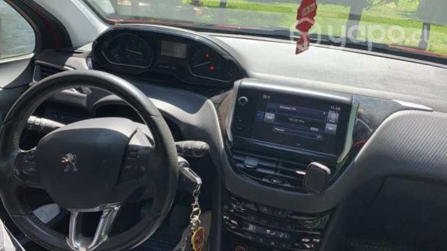 Vendo mi auto peugeot 2008 2017