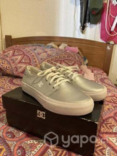 Zapatilla Urbanas Dc TRASE SE talla 36,5