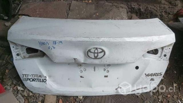 Maleta toyota yaris 2019 original