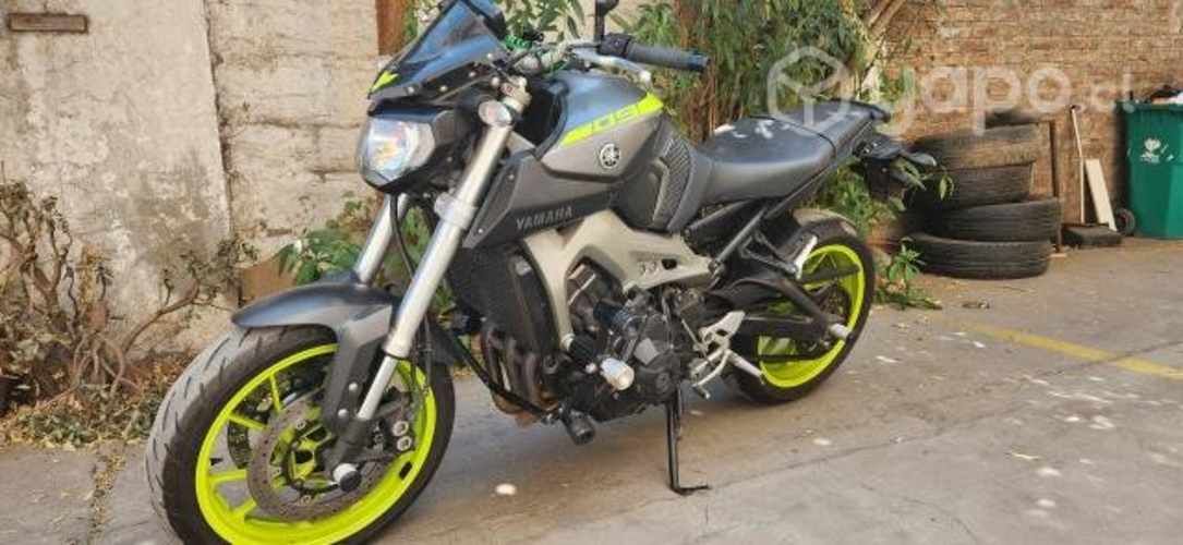 Yamaha MT09 2015