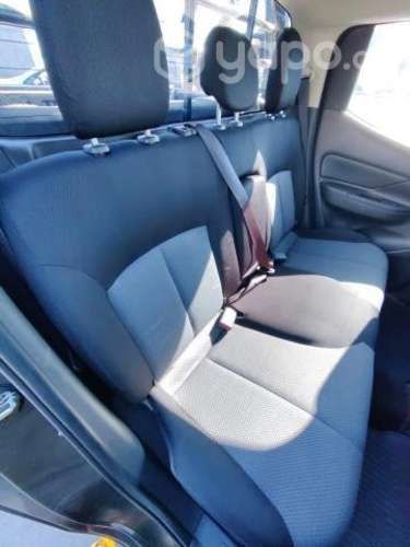 Mitsubishi l200 2021