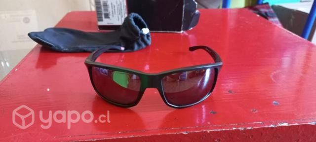 Vendo lentes Oakley originales.