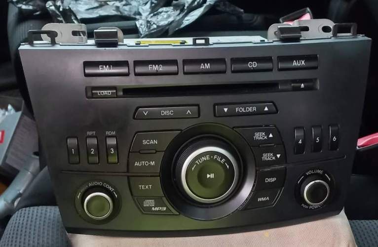 Radio Mazda 3 Original