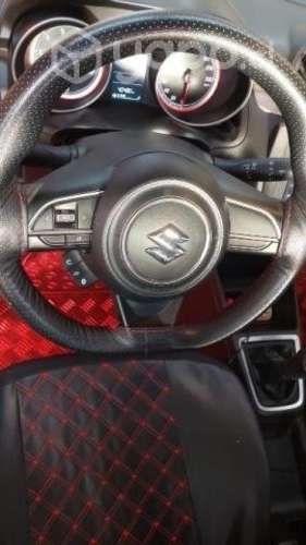 Vendo suzuki swift 2022