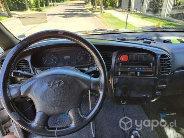 Furgon de carga Hyudai H1, papeles 2024 al día