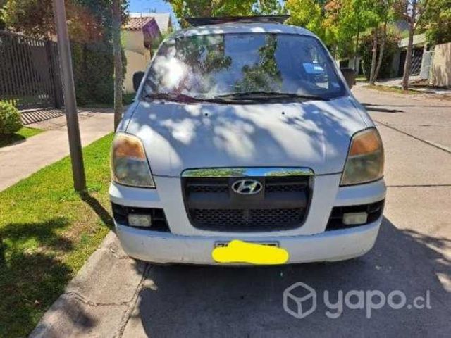 Furgon de carga Hyudai H1, papeles 2024 al día