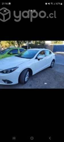 Se vende mazda 3 sedan