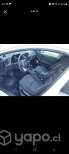 Se vende mazda 3 sedan