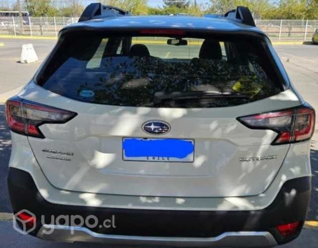 Subatu Outback CVT 2.5 Dynamic 2022 único dueño