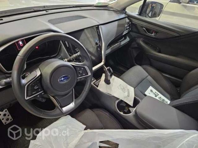 Subatu Outback CVT 2.5 Dynamic 2022 único dueño