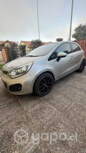 Vendo excelente rio 5 EX sport 1.4