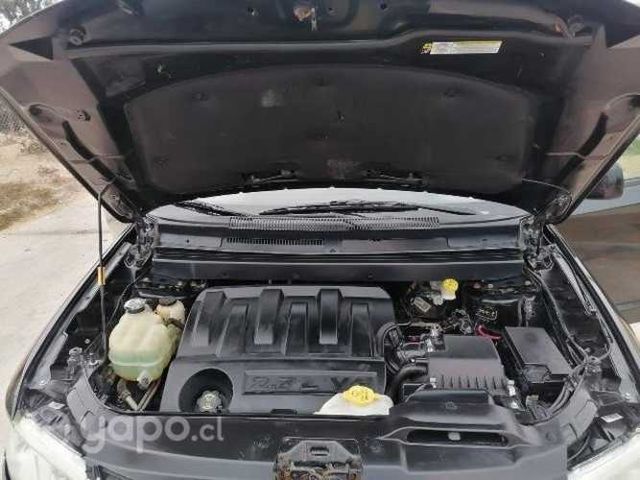 Dodge Journey sxt PAPELES AL DÍA HASTA EL 2025