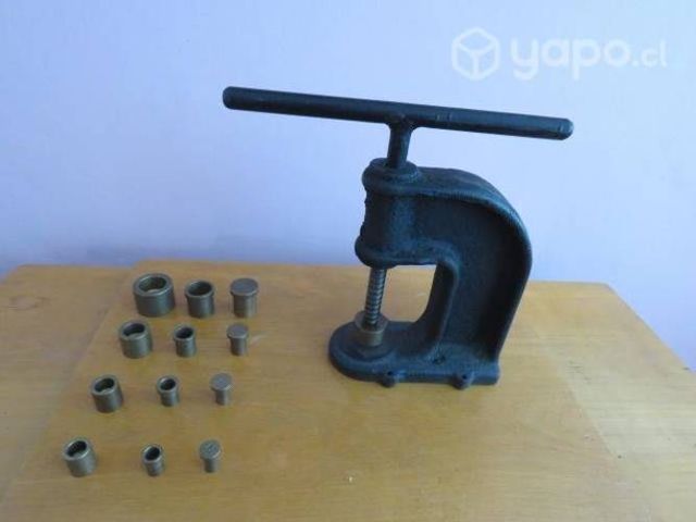 Maquina para forrar botones