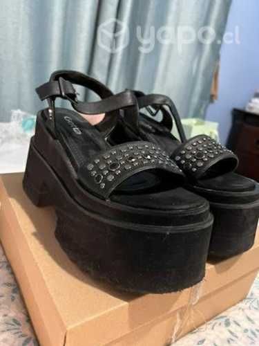 Zapatos en excelente estado