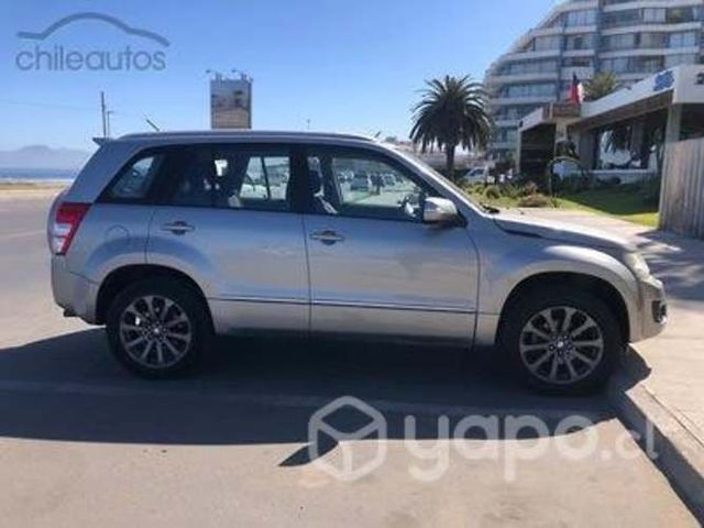 Suzuki Grand Nomade 2.4 4WD MT GLX SE 2015