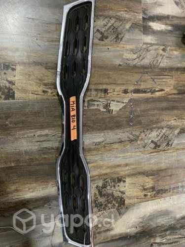 Máscara kia río 4 año 2012/2015