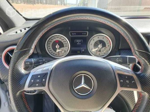 Mercedes benz a200 2015