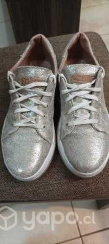 Zapatillas cuero argentino talla 40