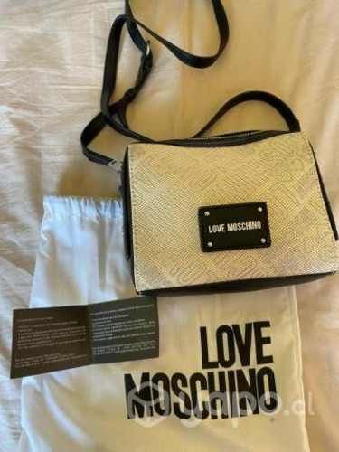 Cartera original Love Moschino