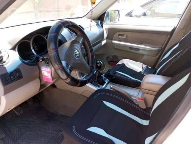 Vendo camioneta Suzuki Gran Nomade año 2010