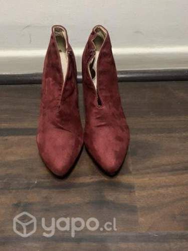 Botín tacón alto marca zei