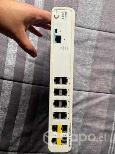 Switch Cisco WS-C2960C-8TC-S