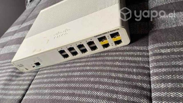 Switch Cisco WS-C2960C-8TC-S