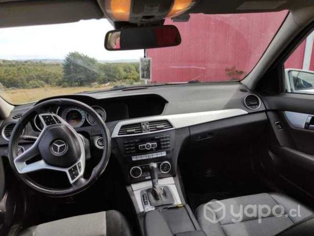 Mercedes benz c220 2013