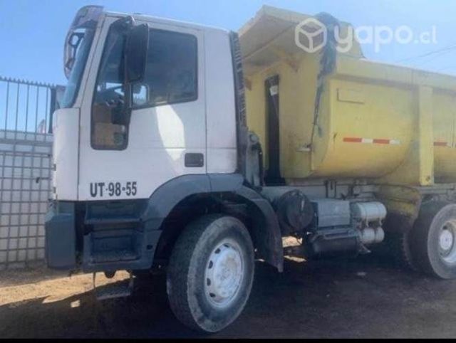 Camión Iveco año 1998, llegar y trabajar.