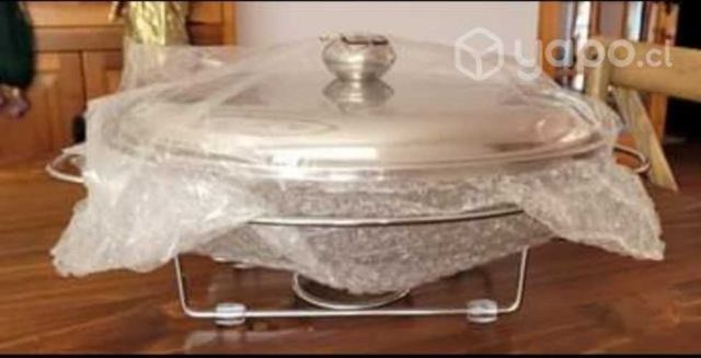 Fuente de vidrio base metalica