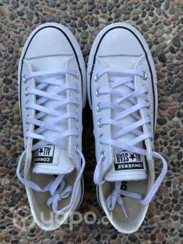 Zapatillas Converse N36 de cuero, blancas
