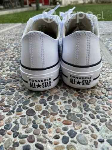 Zapatillas Converse N36 de cuero, blancas